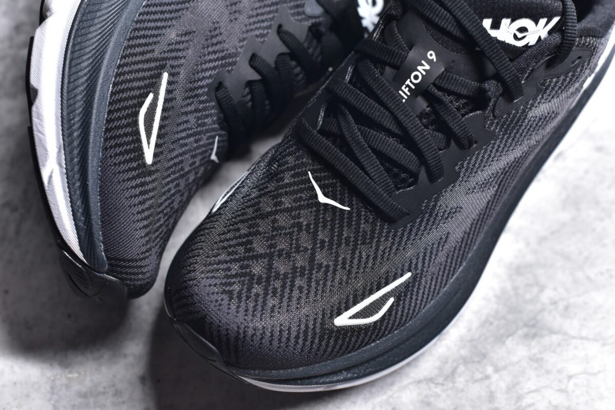 HOKA Clifton 8 – Sneaker — 8