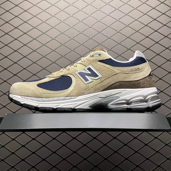 NB 2002R - Sneakers