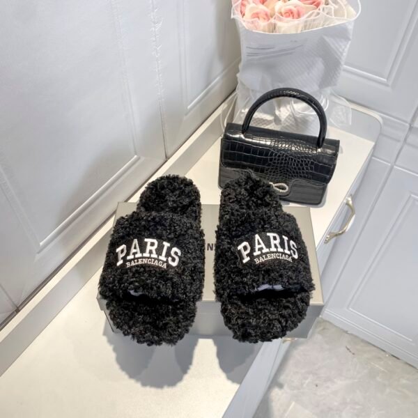 BAL Paris Fuzzy Slippers - Slides