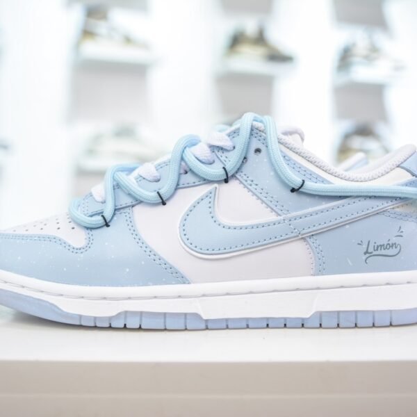 NK Dunk Low - Sneakers