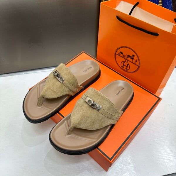 HM Izmir - Sandals