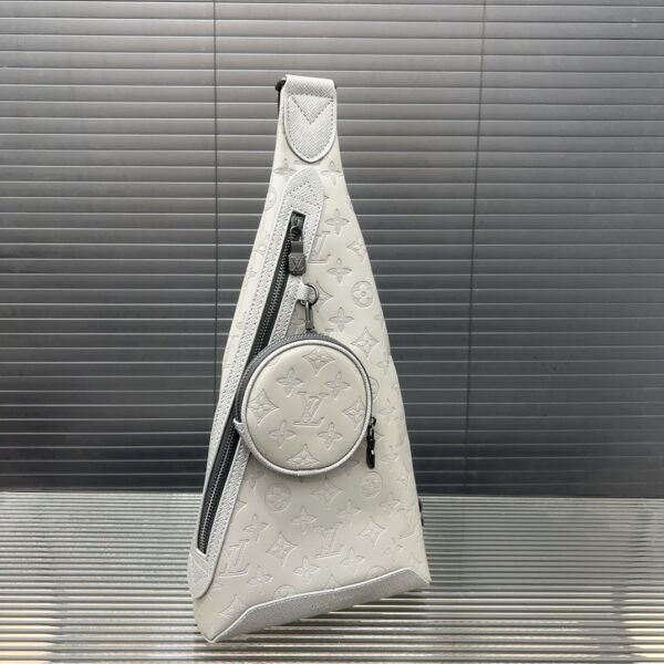 LV Chalk Sling Bag Monogram - Bag