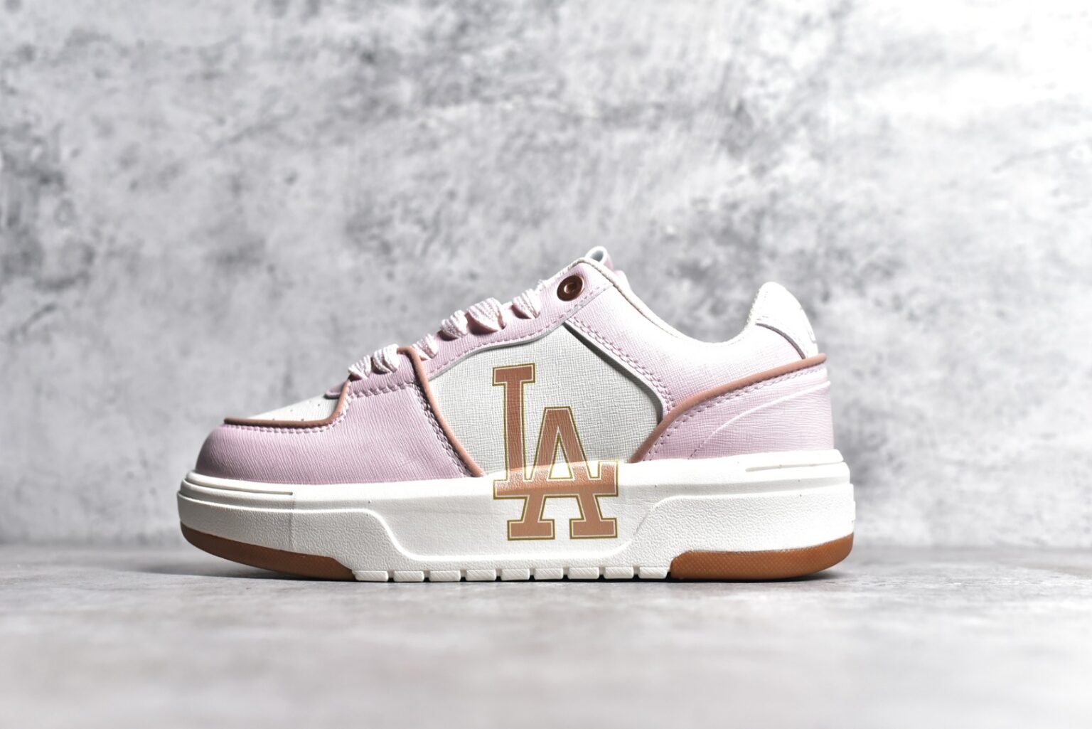 NK Dunk Low – Sneakers