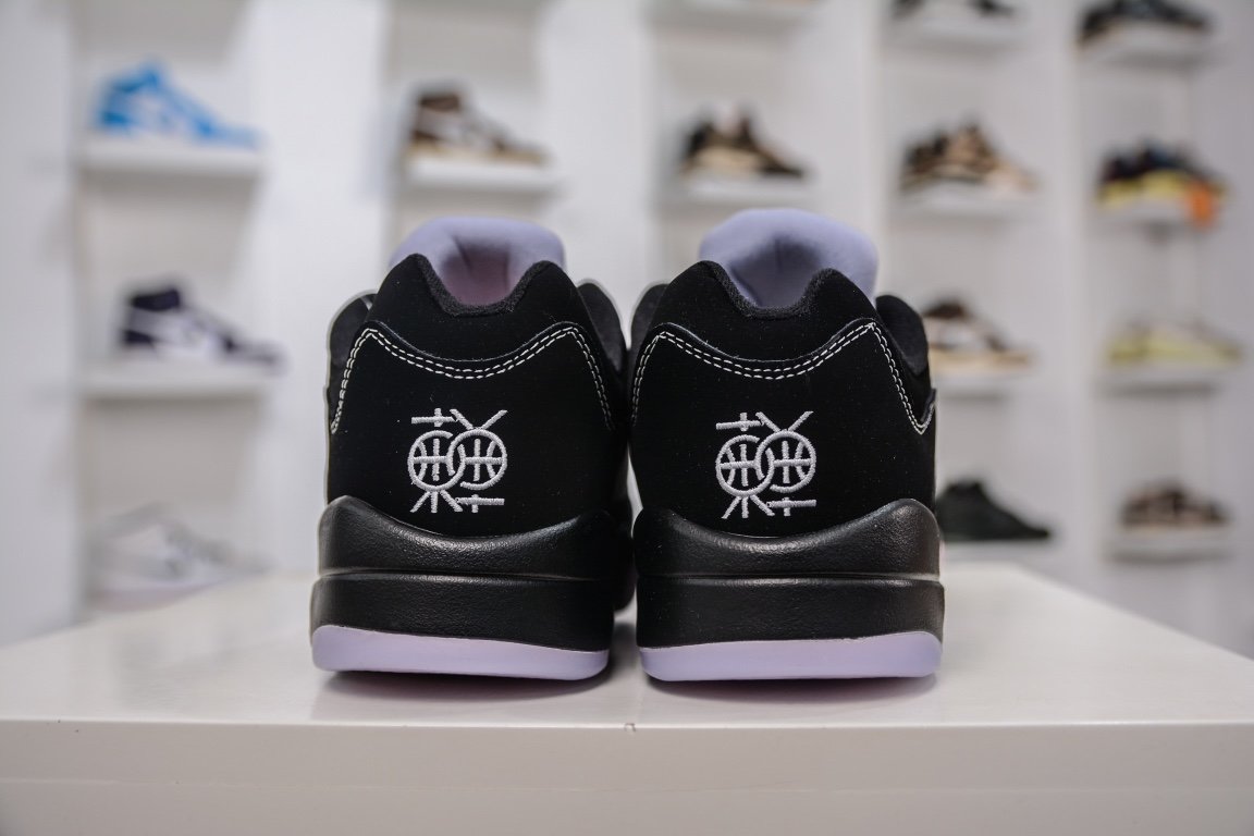 NK Air Jordan 5 Low Doernbecher Black/Pink - Sneakers - Image 2