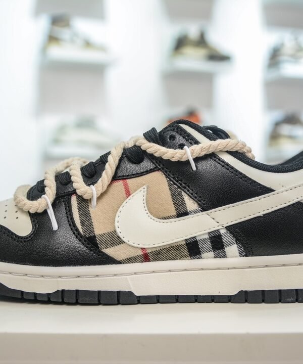 NK Dunk Low BBR Custom – Sneakers