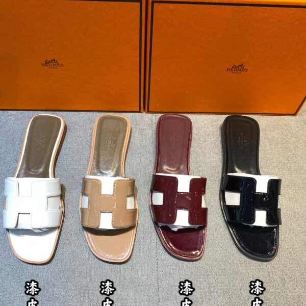 HM Oran Sandals - Slides