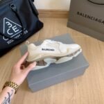 BAL Triple S – Sneakers – Black