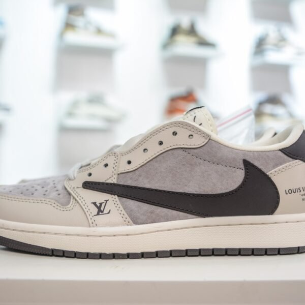 NK Air Jordan 1 Low Travis Scott Fragment - Sneakers