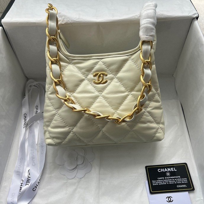 CC 19 Hobo White Lambskin - Bag - Image 2