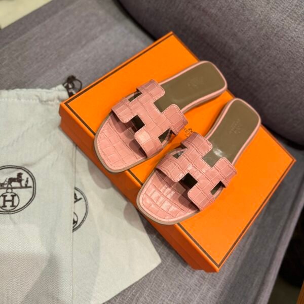 HM Oran Sandals - Sandals