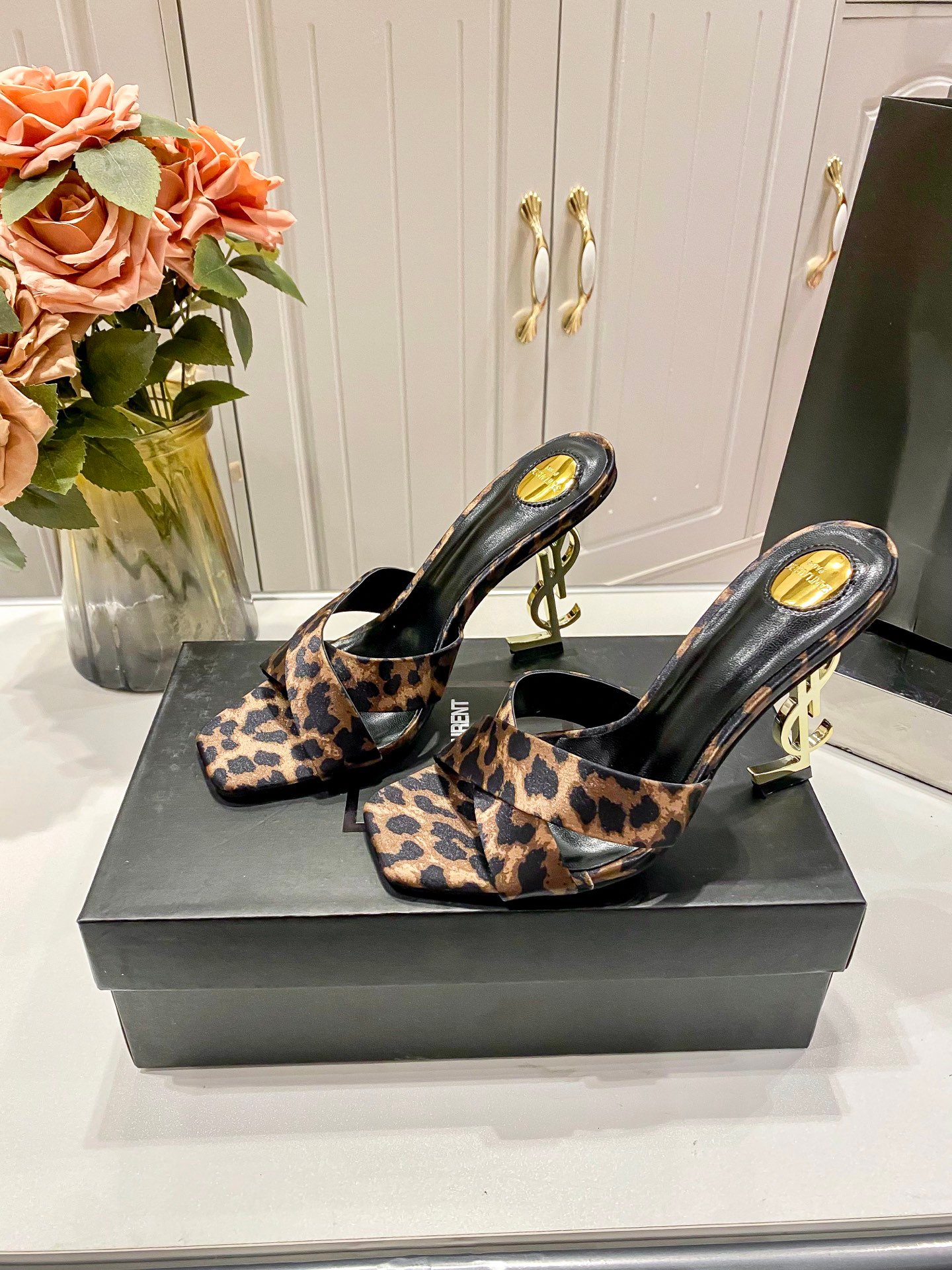 YSL Cassandra Leopard Print Leopard - Heels - Image 4