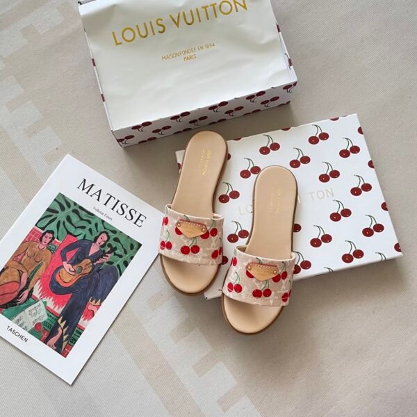 LV Pool Pillow Comfort Cherry - Slides