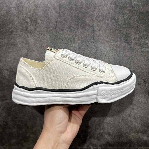 OW Vulcanized Low Top Sneakers - Sneakers
