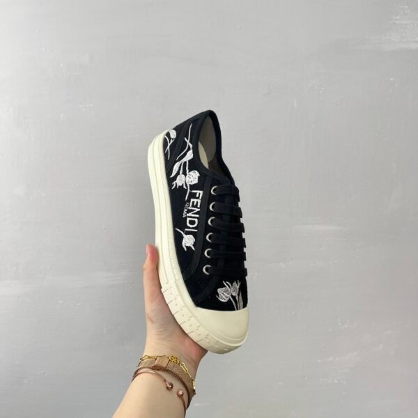 FD Flowery Canvas Sneakers - Sneakers