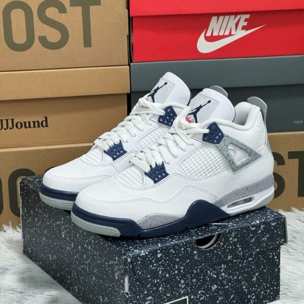 NK Air Jordan 4 Retro Midnight Navy - Sneakers