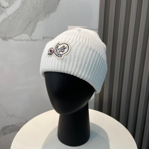 MCL Logo Patch Beanie White - Hat