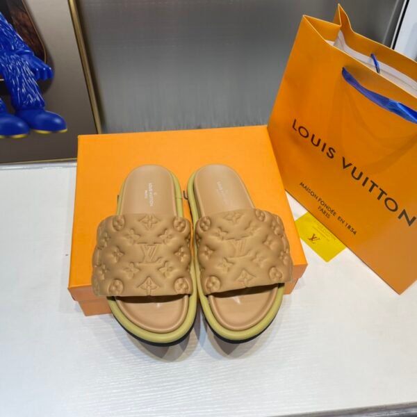 LV Pillow Comfort - Slides