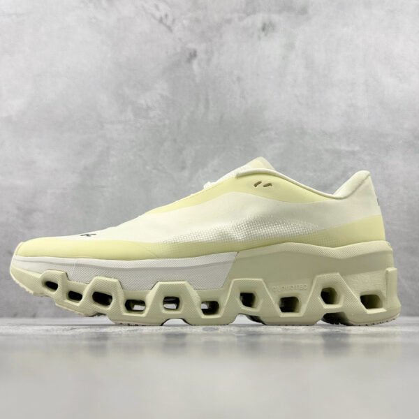 ON Cloudmonster Various - Sneakers
