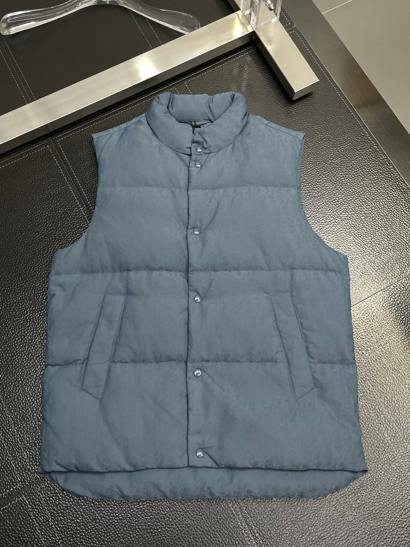 CD CD Oblique Puffer Vest 46 Black and Blue - Vest - Image 5