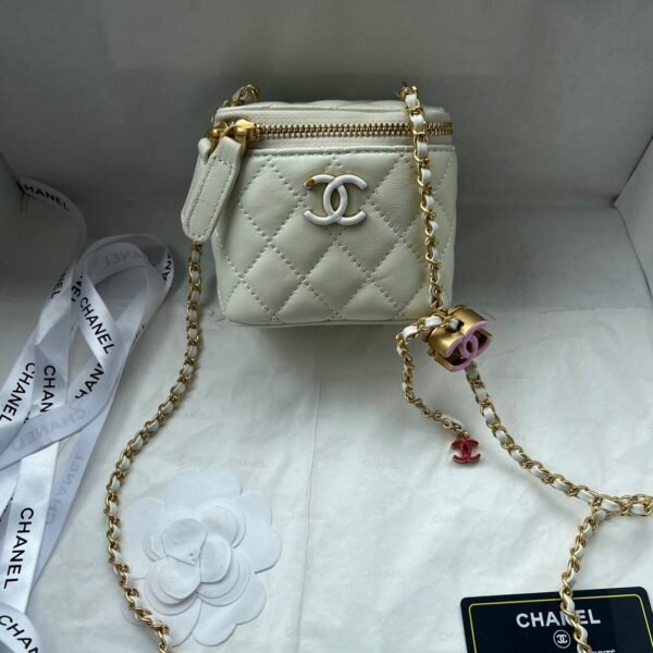 CC Mini Vanity with Chain White Caviar - Bag