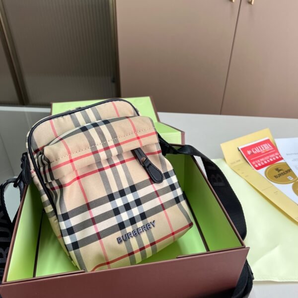BBR Vintage Check Crossbody - Bag