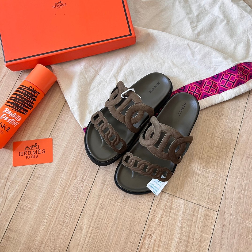 HM Chypre Brown Suede - Slides - Image 2