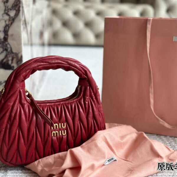 MIU Wander Matelassé Lambskin - Bag