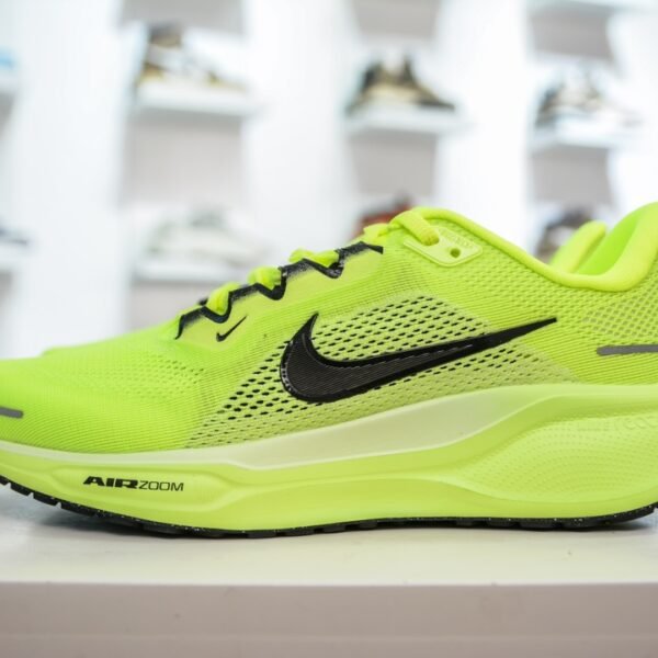 NK Air Zoom Winflo 9 - Sneakers