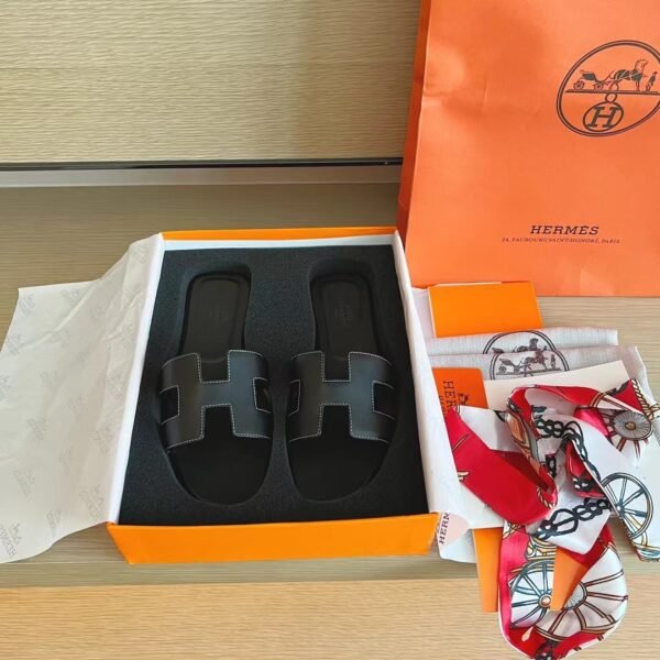 HM Oran Sandals - Sandals