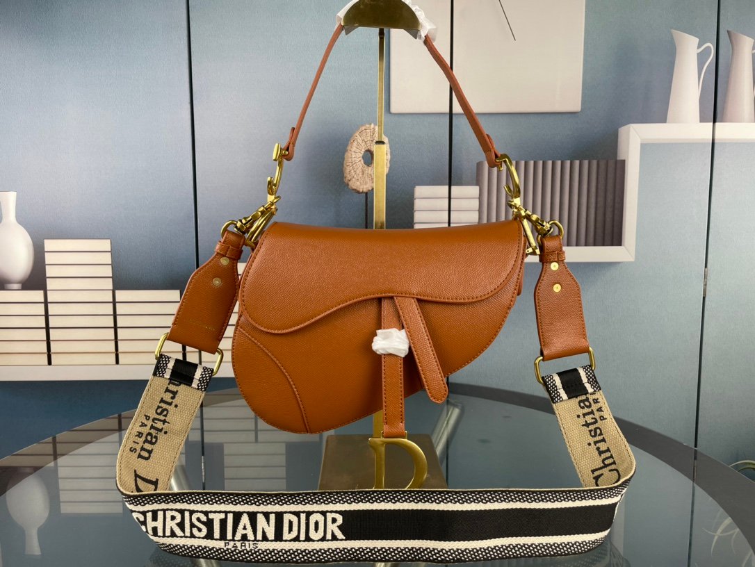 CD Saddle Tan Leather - Bag