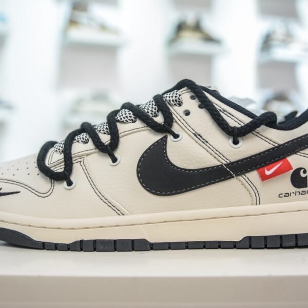 NK SB Dunk Low Carhartt Black/White - Sneakers