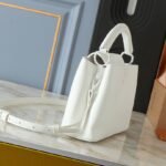 LV Capucines BB – Borsa