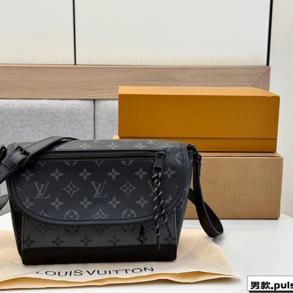 LV Avenue Sling Bag Monogram Eclipse - Bag