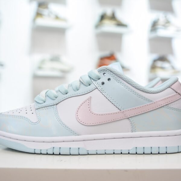 NK Dunk Low - Sneakers