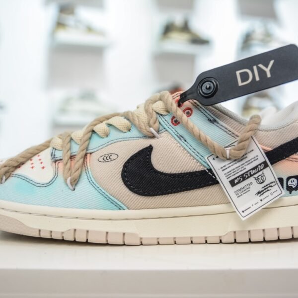 NK SB Dunk Low Pro QS "DIY" - Sneakers