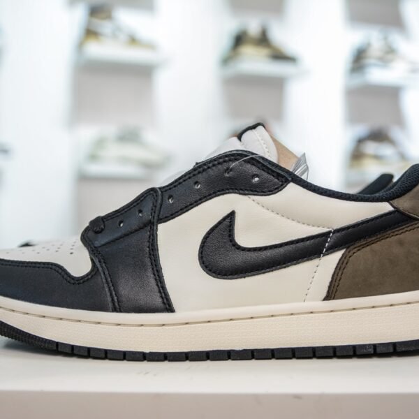NK Air Jordan 1 Low OG - Sneakers