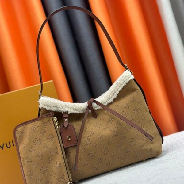 LV Loop Hobo Monogram Empreinte Shearling - Bag