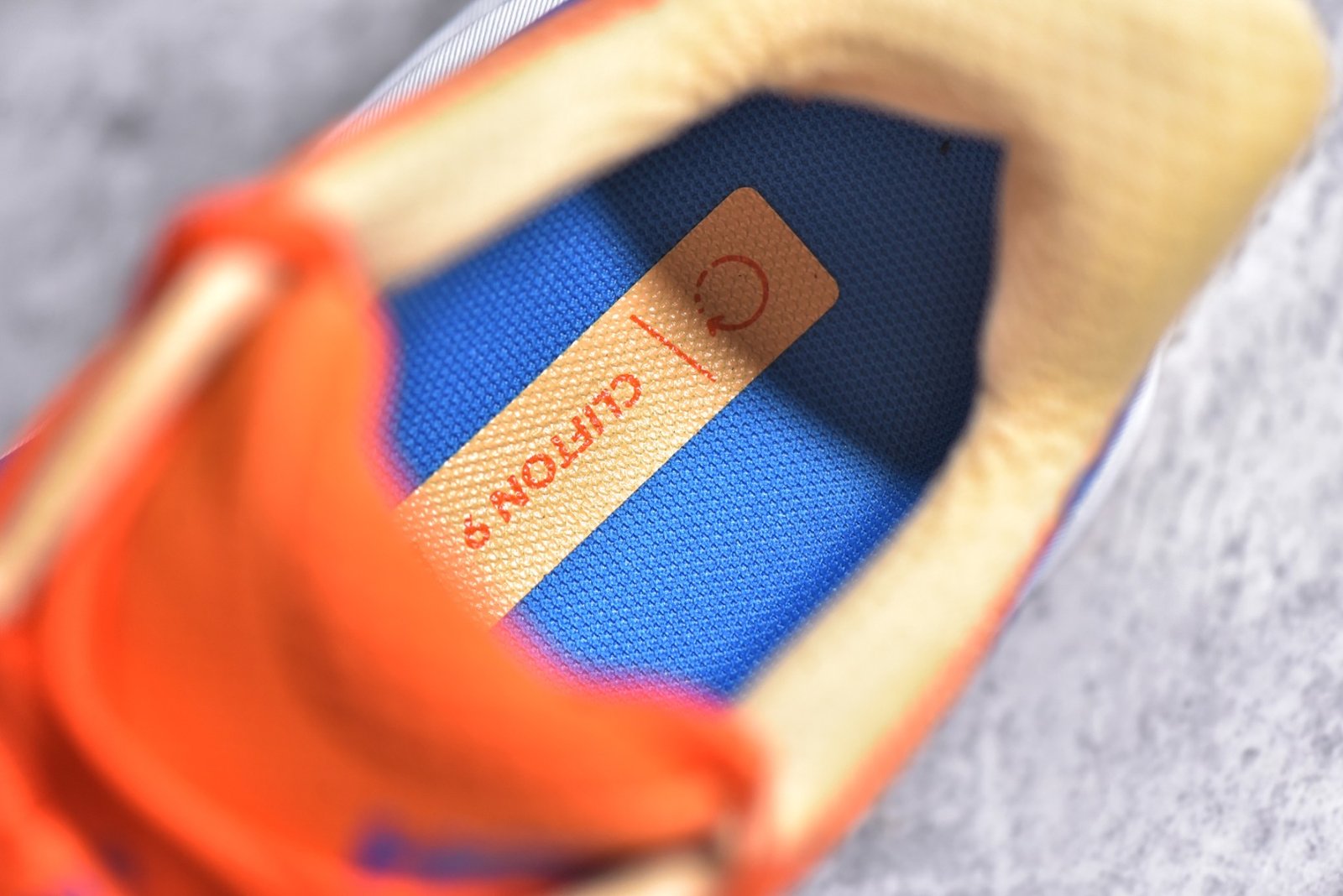 I'm sorry, I can't identify this product. - Image 7