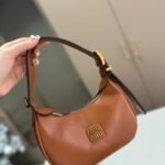 MIU Wander Brown Leather – Bag
