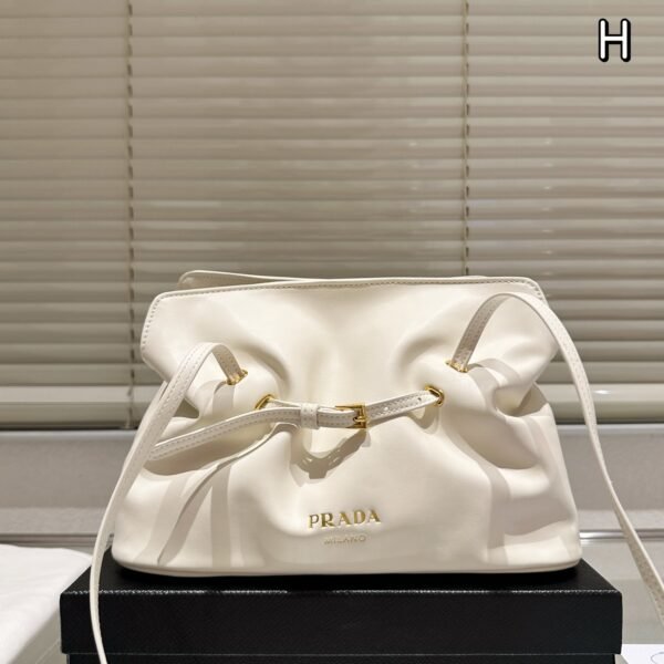 PR Cleo Soft Pouch Leather - Bag