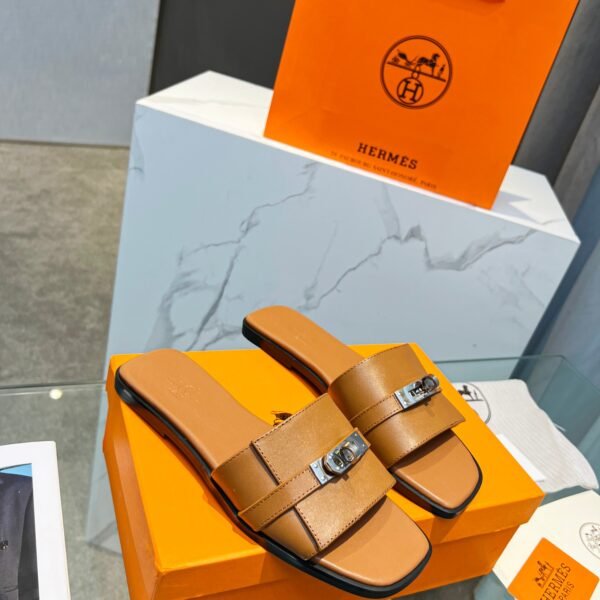 HM Oran Sandals - Sandals
