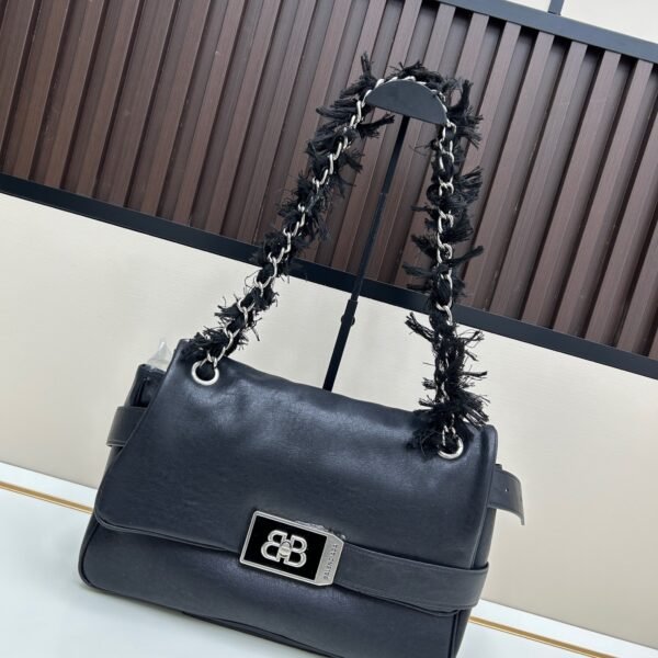 BAL The large-sized is a must-have cool item, made of i
