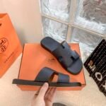 HM Oran Sandals Black Leather – Slides
