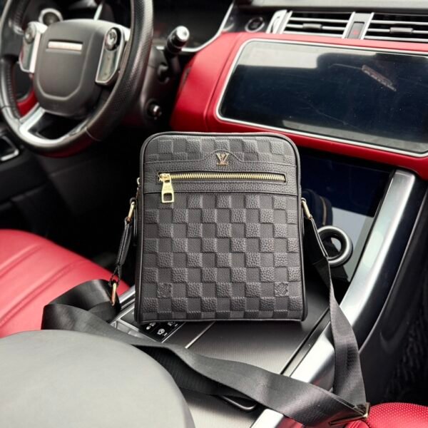 LV District PM Damier Graphite - Bag