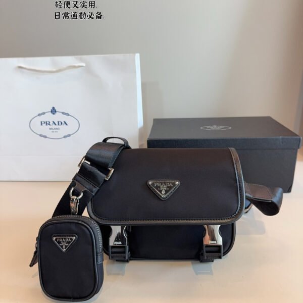 PR Re-Nylon Postman Bag Black Nylon - Bag