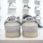 NK Dunk Low x LV – Sneakers – Beige