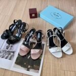 PR Triangle Logo Sandals – Sandalen