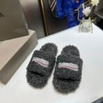 BAL Furry Logo Slides – Slides – Tan