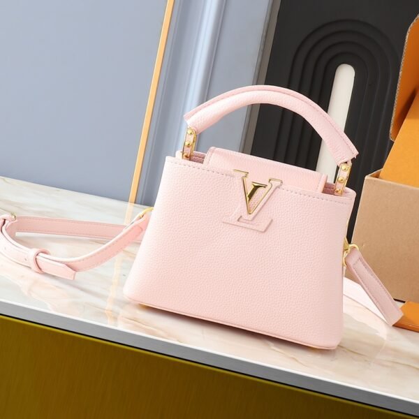 LV Capucines BB Pink Leather - Bag