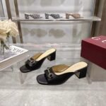 GG Horsebit Square Toe Sandals – Sandali – Rosso